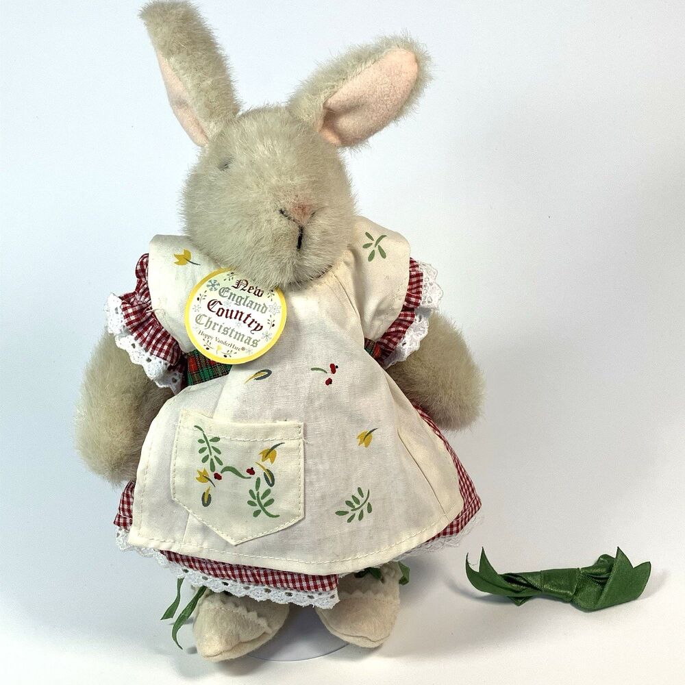 Muffy Vanderbear New England Country Christmas Hoppy | Outfit & Rabbit Tags 8"